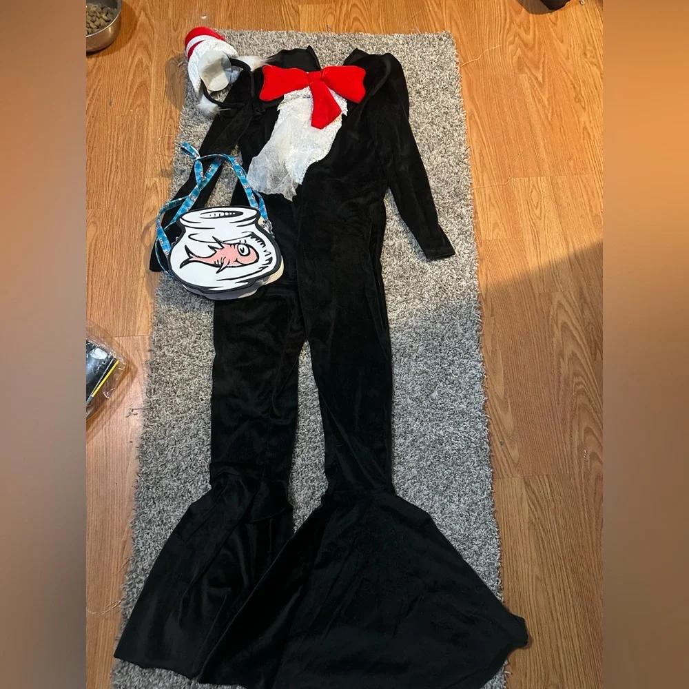 Spirit Halloween Adult Cat in the Hat Bell Bottom Jumpsuit Costume Dr. Seuss SzM - Picture 8 of 9